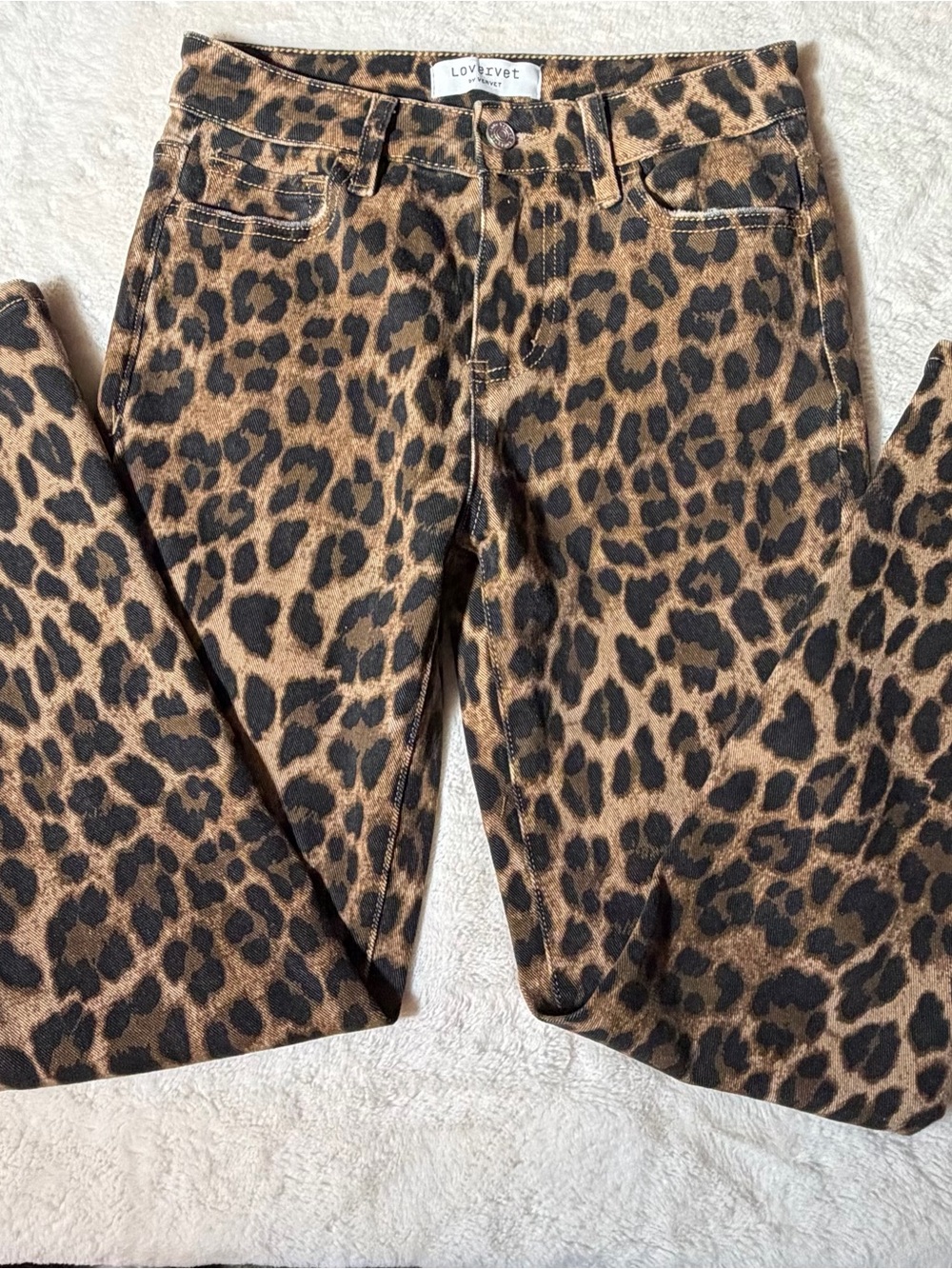 Lovetvet Leopard Print Wide-Leg Jeans in Brown/Black